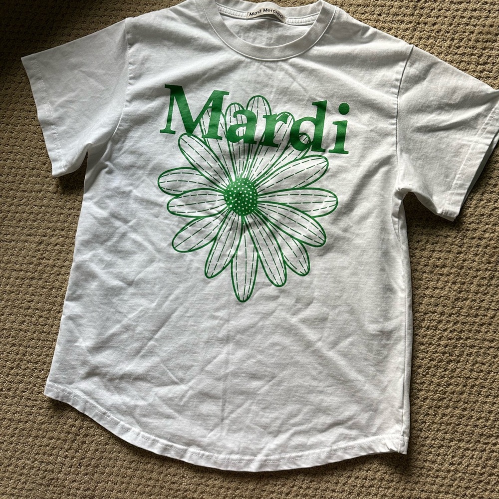 Korea brand Mardi T shirt, size M, white with green flower / new